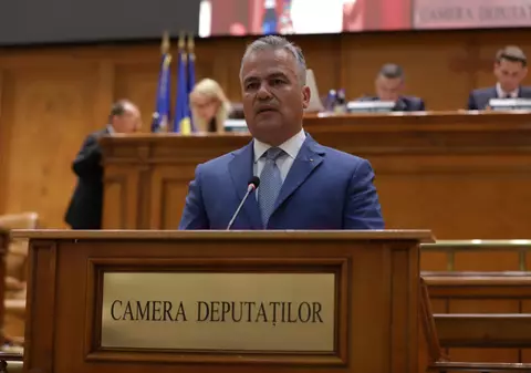 Guvernul Veștea a picat în Parlament după ce AUR a părăsit sala înainte de vot