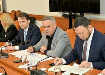 Ministrul Agriculturii, Florin Barbu s-a întâlnit cu omologii de la Mediu și Energie pentru a discuta accelerarea investițiilor în irigații