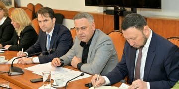 Ministrul Agriculturii, Florin Barbu s-a întâlnit cu omologii de la Mediu și Energie pentru a discuta accelerarea investițiilor în irigații