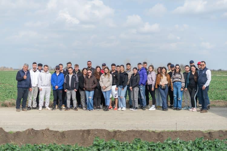 Agricultura conservativă, lecție practică pentru tinerii fermieri