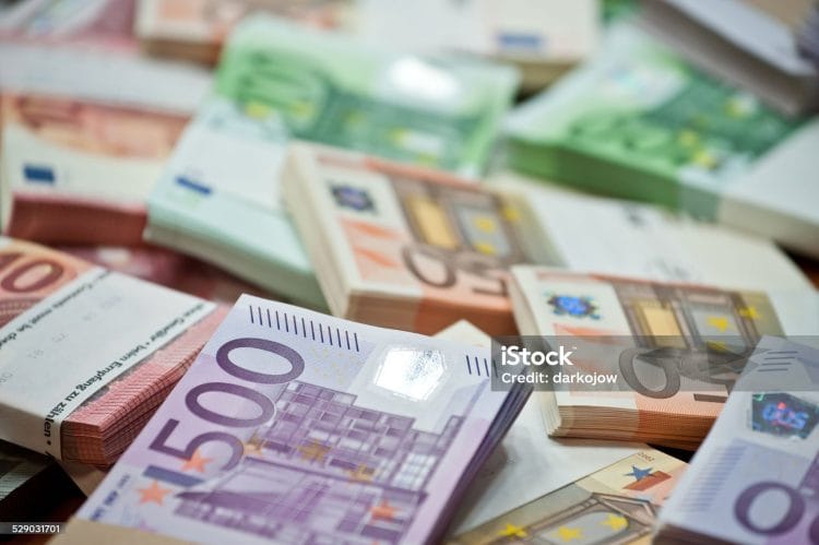 Fonduri nerambursabile de 158 de milioane de euro pentru fermieri și investiții rurale