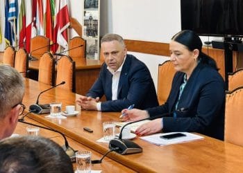 Reprezentanții Asociației Producătorilor de Flori Muntenia s-au întâlnit cu ministrul Florin Barbu