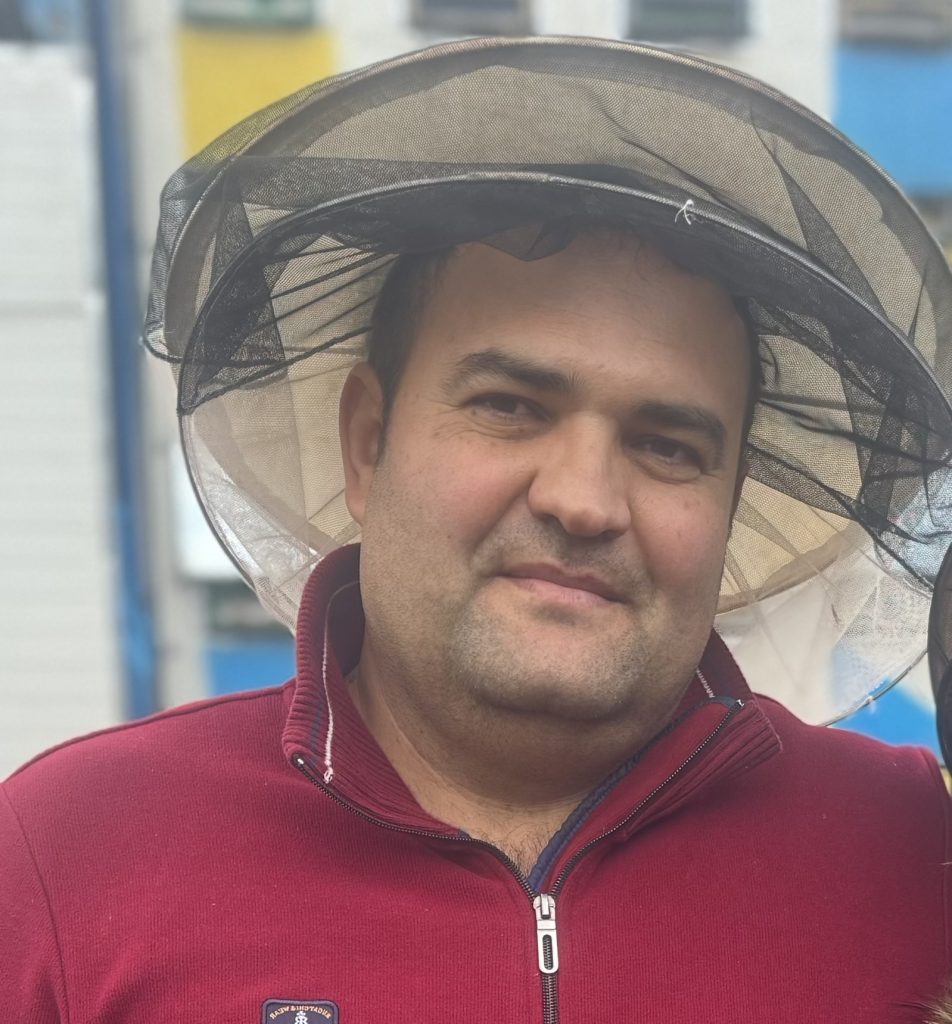 DRAGOȘ IVAN-APICULTOR