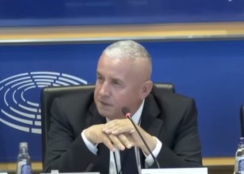 Comisia Europeană: Prețul laptelui din România este în creștere, nu justifică măsuri excepționale de sprijin