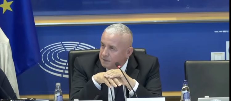 Comisia Europeană: Prețul laptelui din România este în creștere, nu justifică măsuri excepționale de sprijin